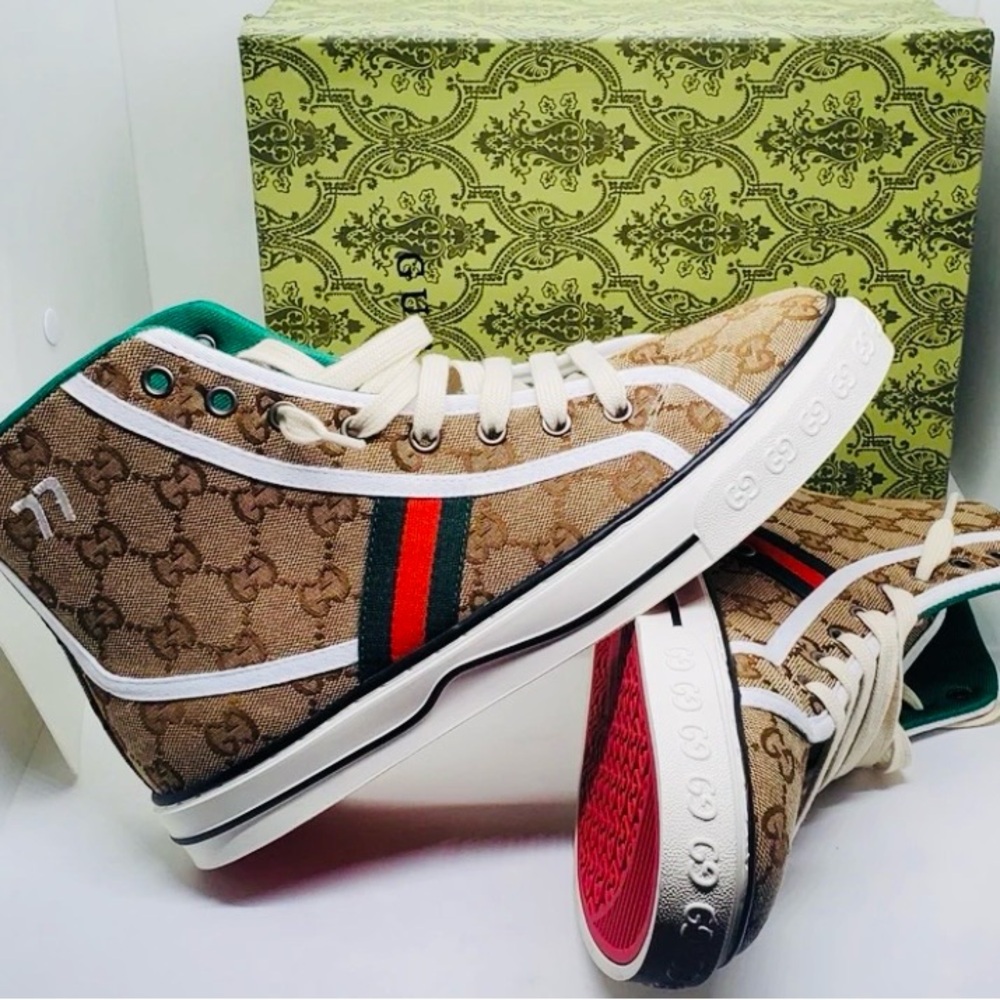 Gucci Beige High-Tops with Green and Red Accents - Picture 3 of 9